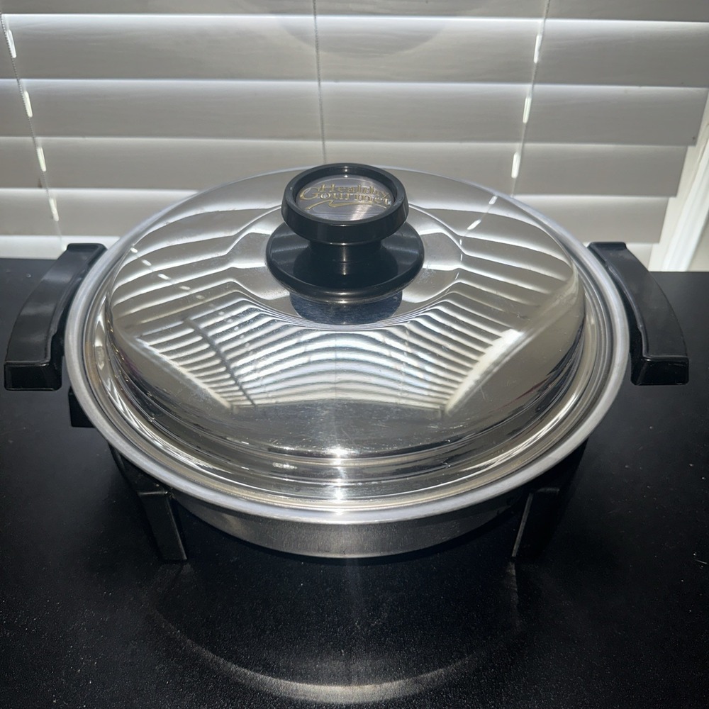 Healthy Gourmet Liquid Core Electric Skillet Stainless Steel USA 11", 5qt